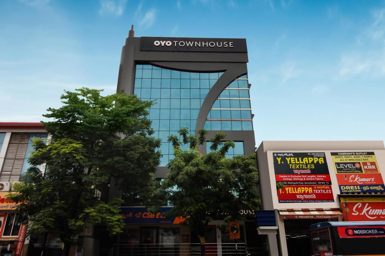 Oyo Townhouse 600 Gangothri Hotel Secundurabad Exterior foto