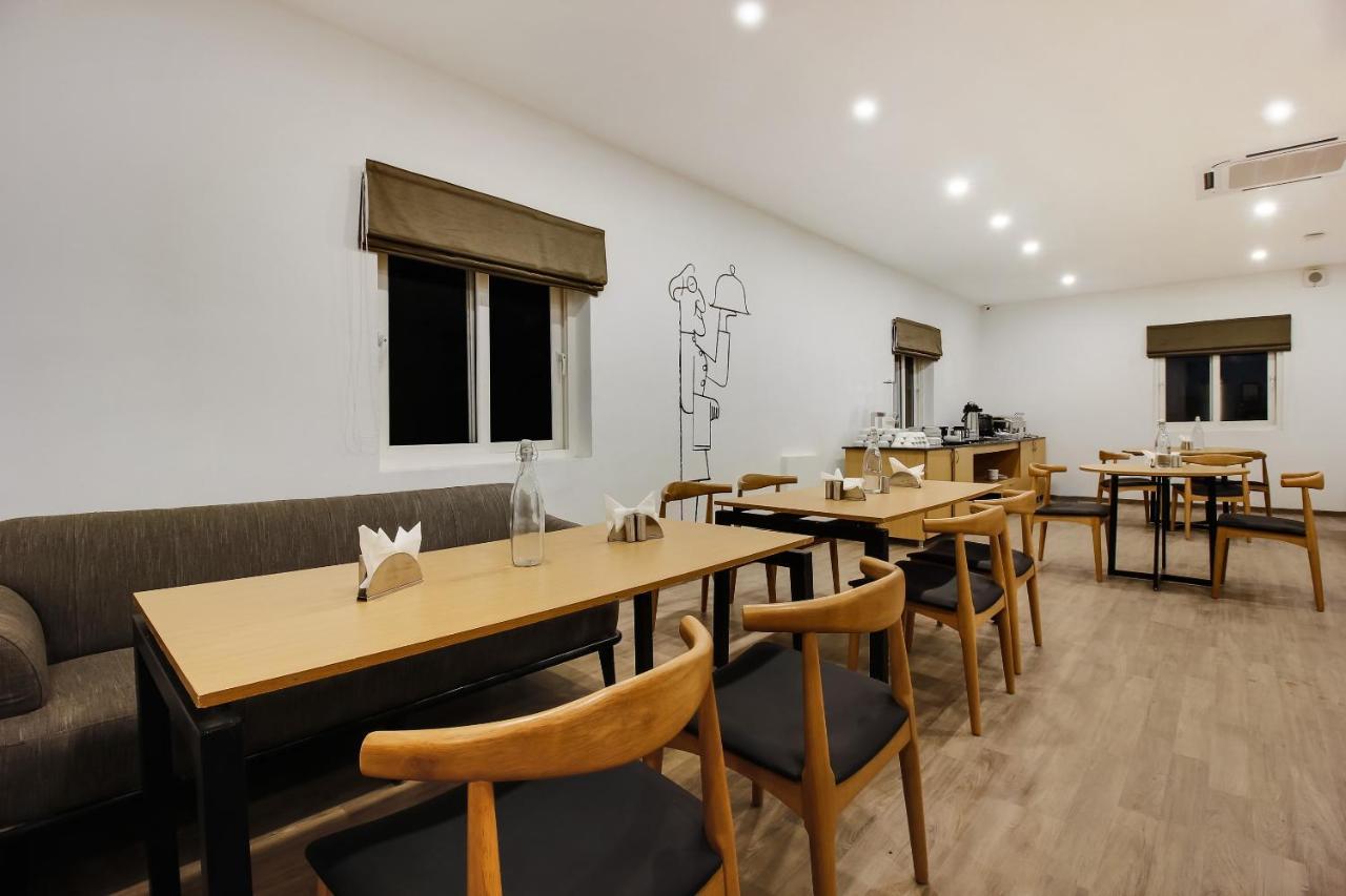 Oyo Townhouse 600 Gangothri Hotel Secundurabad Exterior foto